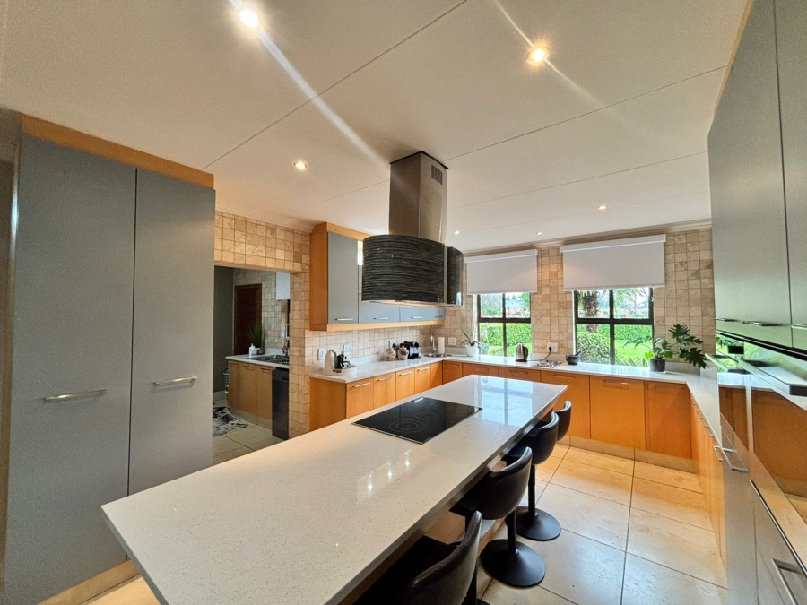 5 Bedroom Property for Sale in Grimbeeck Park North West